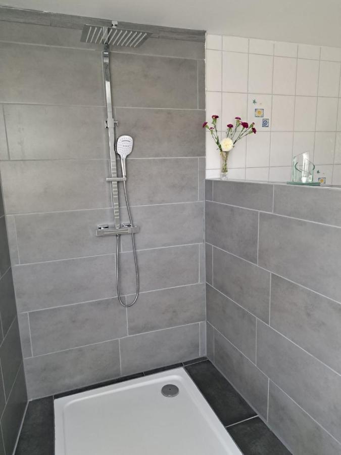 Ferienwohnung Rosengarten 발렌슈테트 외부 사진